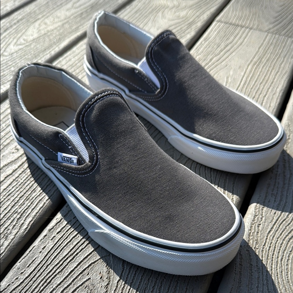 Vans Classic Slip-On Loafers Charcoal 
Size 5 Mens